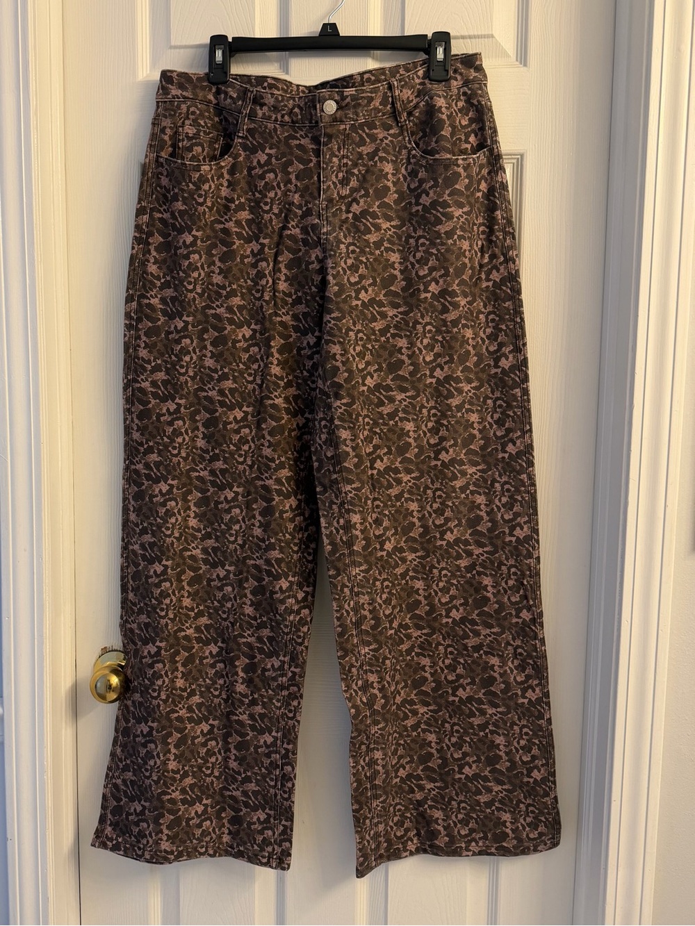 HALARA Brown and Black Floral-Print Wide Leg Jeans